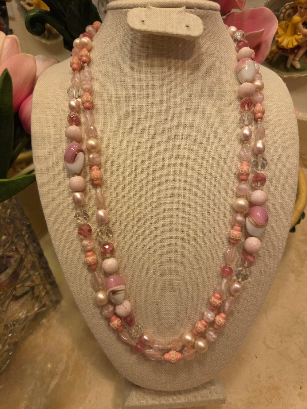 1952 pink glass necklace